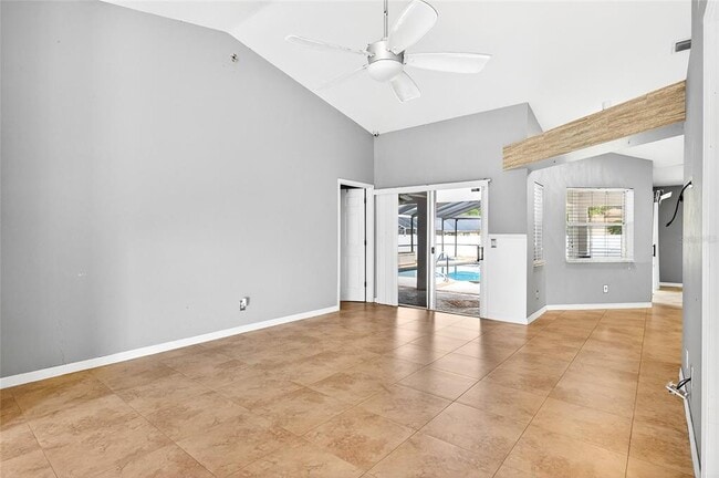 Building Photo - 7839 SW 63rd Ave Rd