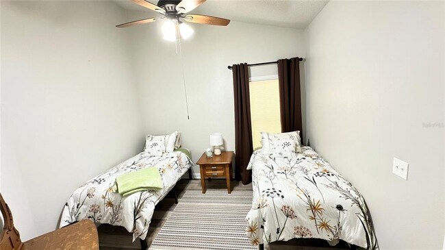Building Photo - 782 Pine Shores Cir