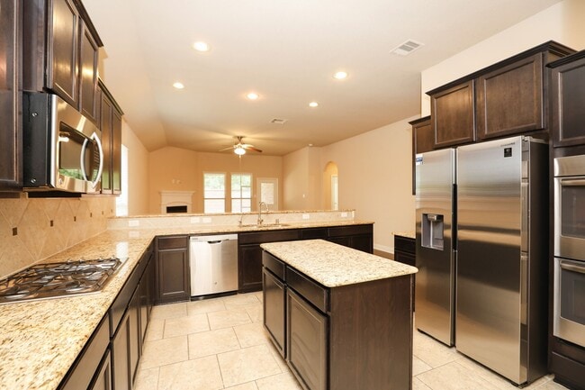 Building Photo - 147 West Wading Pond Circle