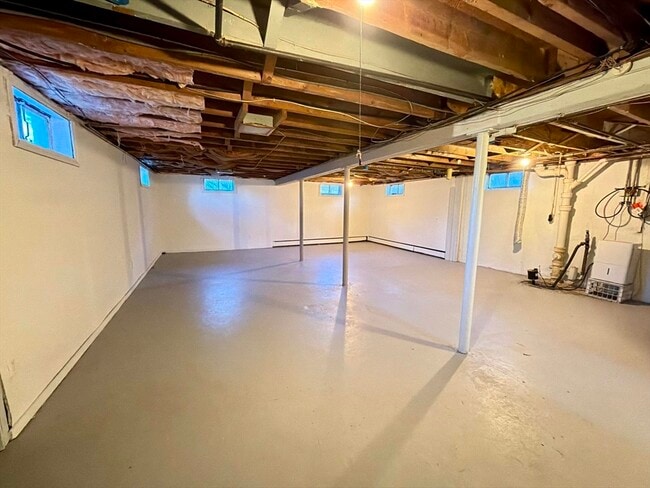 Building Photo - 22 Simpson Cir