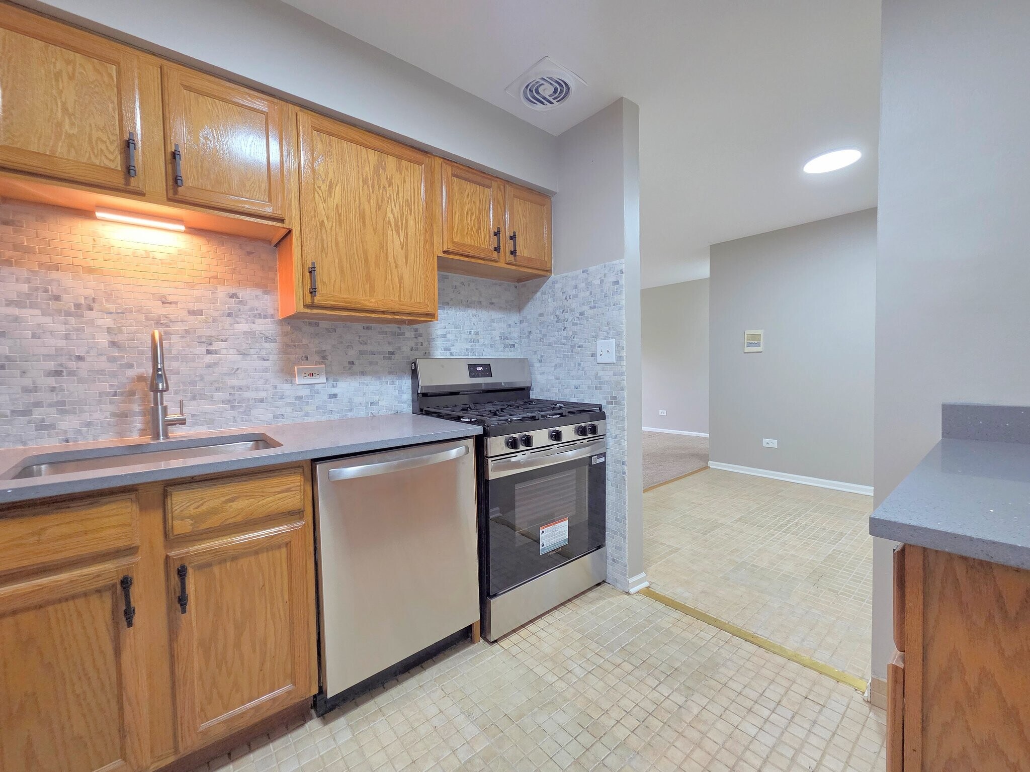 Building Photo - 1473 N Winslowe Dr