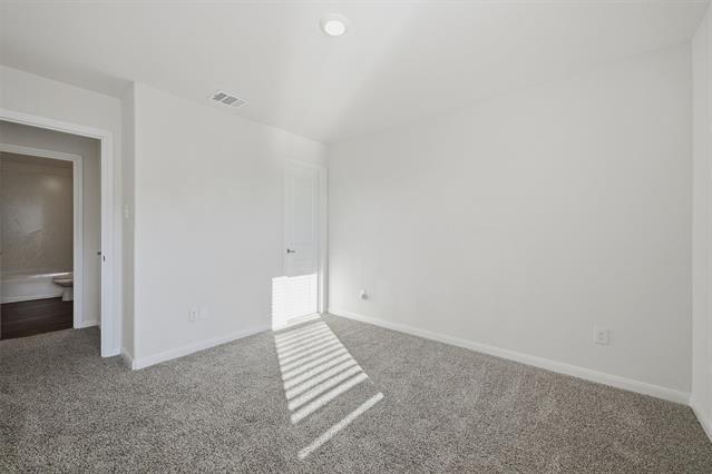 Building Photo - 3947 Oak Crk Cir