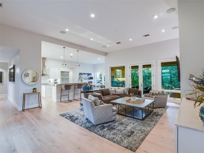 Building Photo - 4704 Monte Carmelo Pl