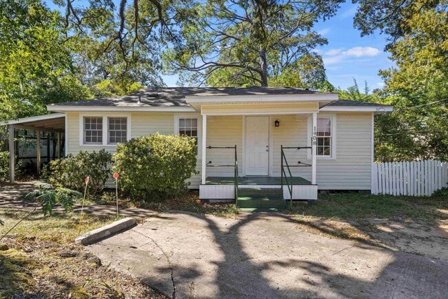 Building Photo - 1408 N Bronough St