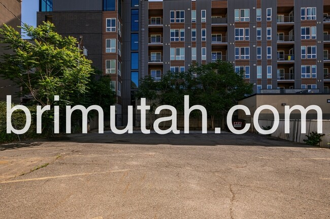 Building Photo - 243 S 300 E