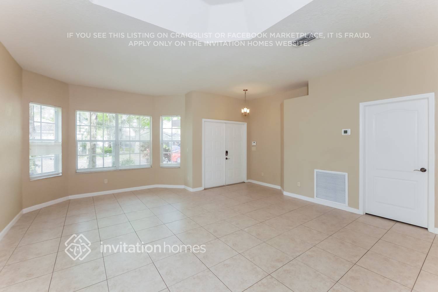Building Photo - 5804 NW 49th Ln