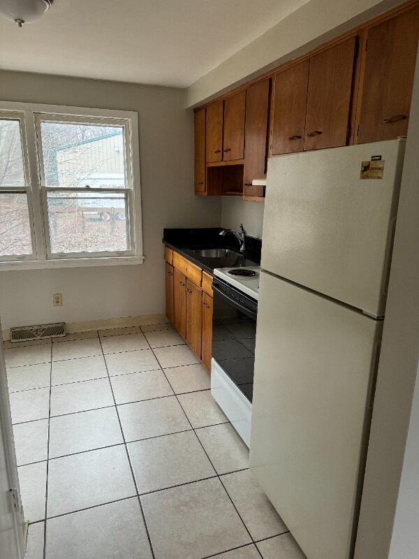 Building Photo - 1125 Vine St