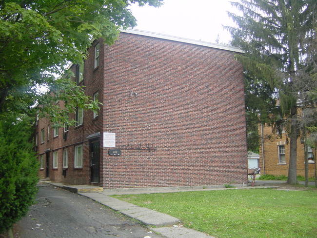 Building Photo - 749 Wethersfield Ave