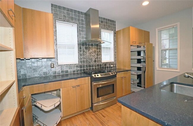 Building Photo - 100 Wiley Hills Trail