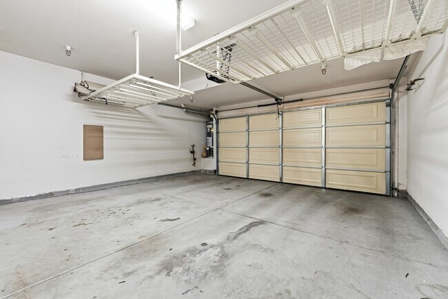 Building Photo - 2174 Desert Hare Ct