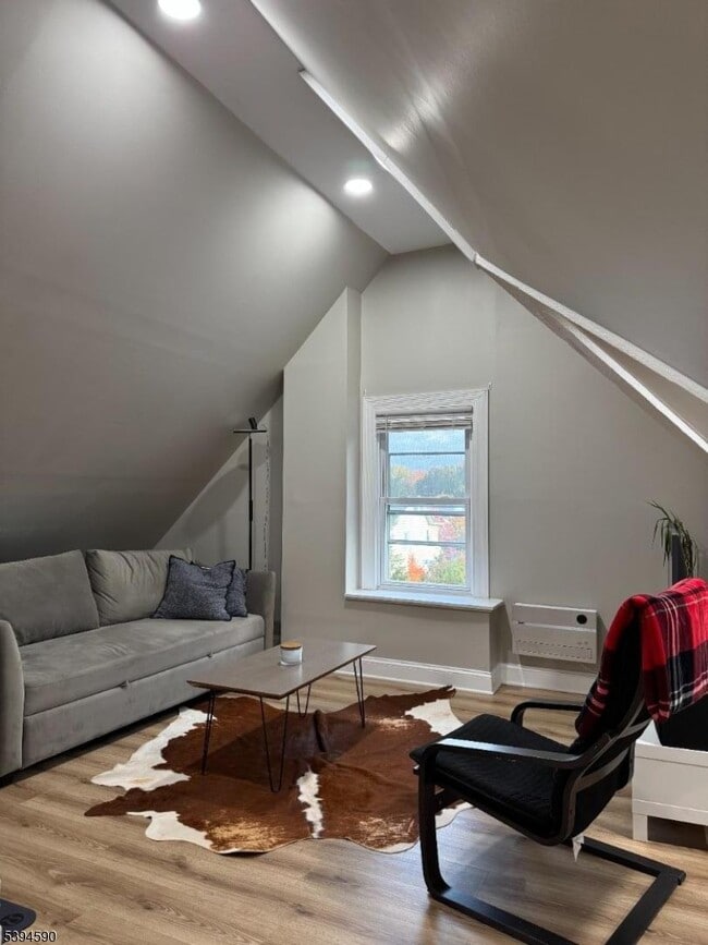 Building Photo - 141 Union Ave