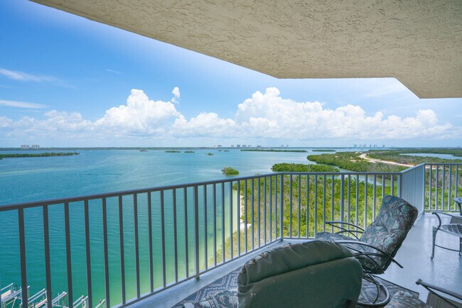 Building Photo - 8771 Estero Blvd