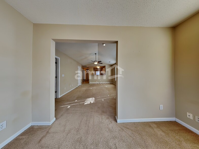 Building Photo - 156 Tudor Downs Rd