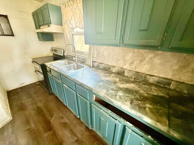 Building Photo - Owner Financing / Easy Path To Being A Homeowner