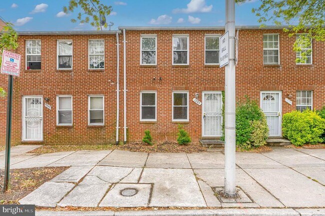 Building Photo - 1205 Ashland Ave