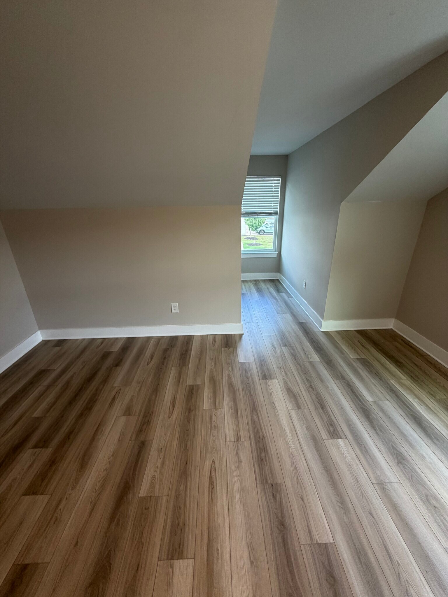 Building Photo - 201 Woodhouse Way