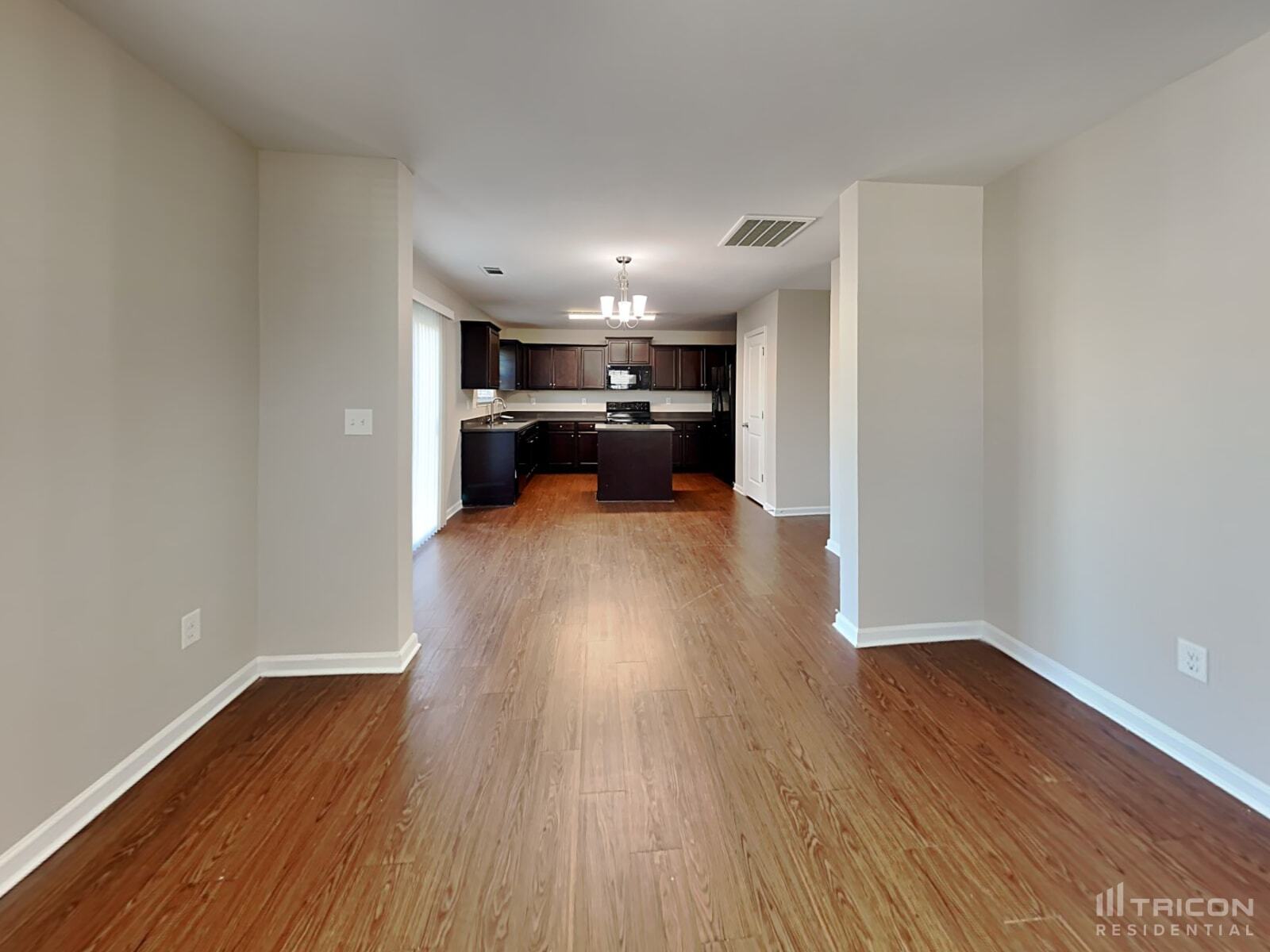 Building Photo - 2640 Cider Ridge Rd