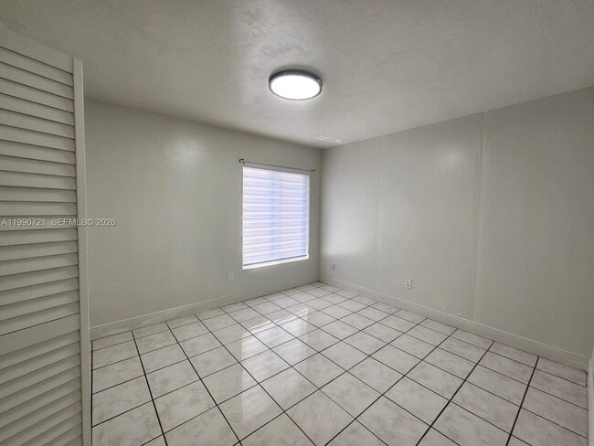 Building Photo - 5428 SW 131st Ct