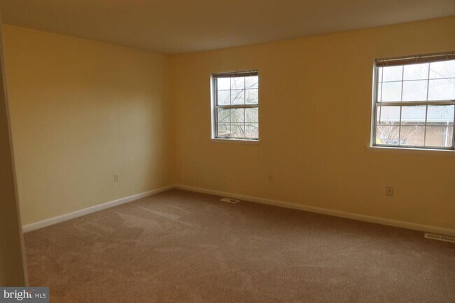 Building Photo - 3514 Cranmer Mews