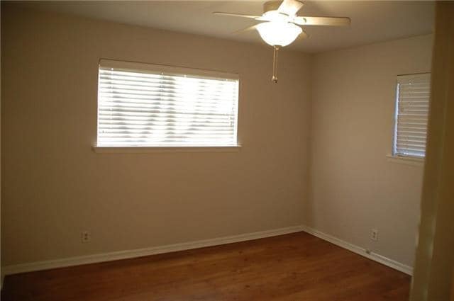 Building Photo - 1133 Valley View Dr