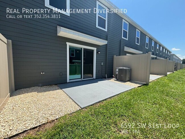 Building Photo - 6592 SW 81st Lp