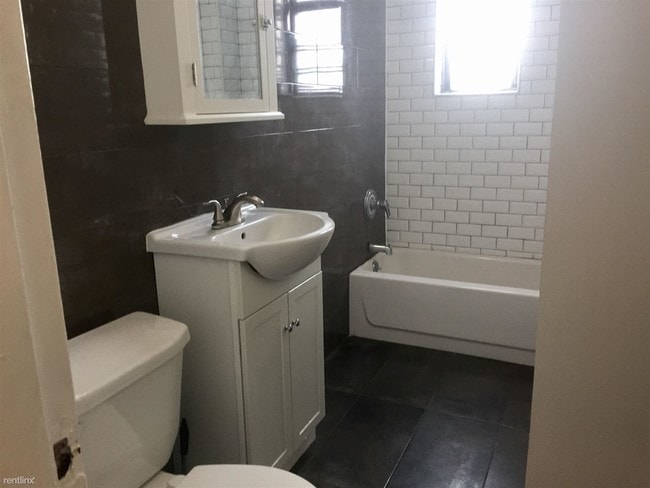 Building Photo - 1749 Grand Concourse