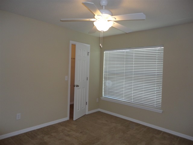 Building Photo - 915 Branchwood Way