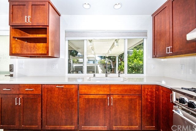 Building Photo - 3367 Roxanne Ave