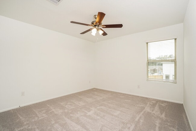 Building Photo - 1722 Sahara Dr