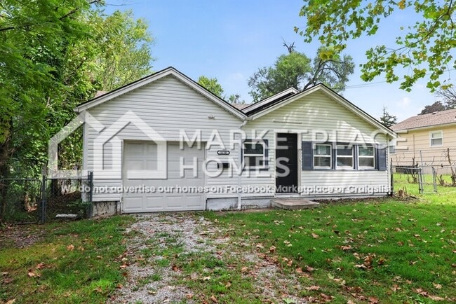 Building Photo - 1110 Pinkston St