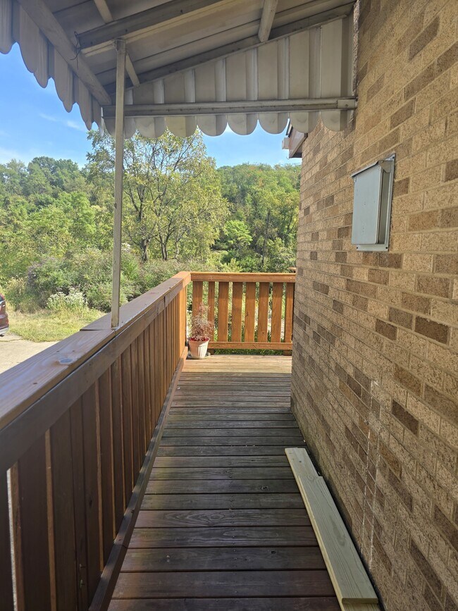 Building Photo - 68 Lilmont Dr