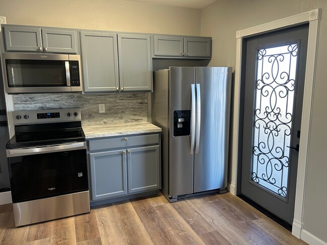 Building Photo - 3119 Belz Rd