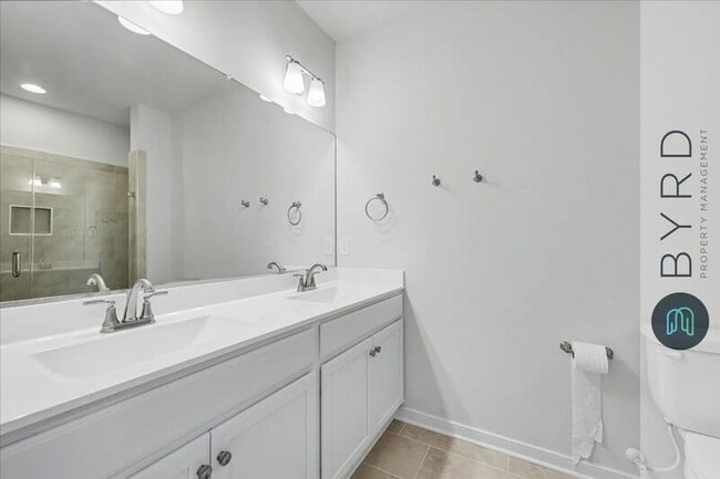 Building Photo - 231 Golden Haze Aly