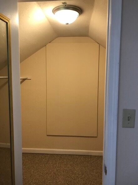 Upper Level Walk In Closet - 807 W Mission Ave