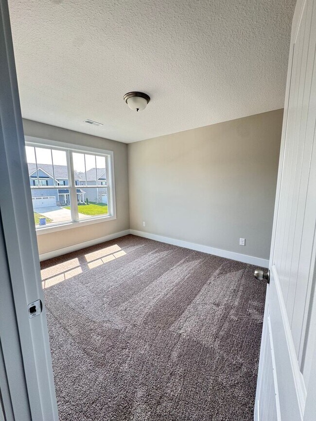 Building Photo - Maryville 37803 - Brand New 4 bedroom, 2.5 bath home - Contact Jackie Mills (865) 748-2851