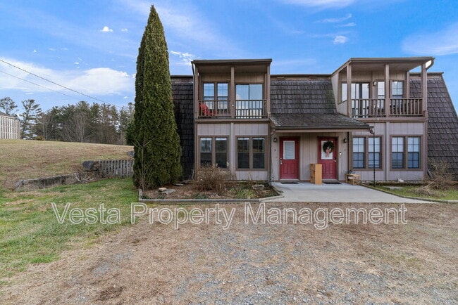 Primary Photo - 588 Ray Hill Rd