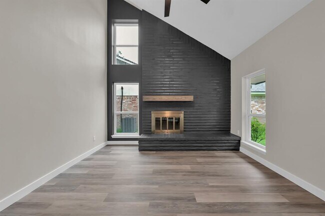 Building Photo - 3526 Indian Forest Dr