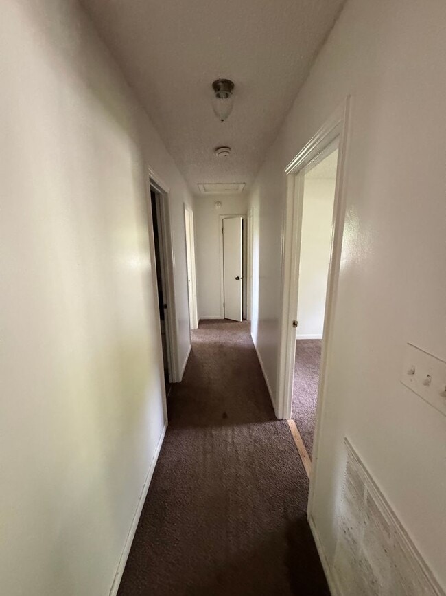 Building Photo - (Currently working on the property) 3/2 in...