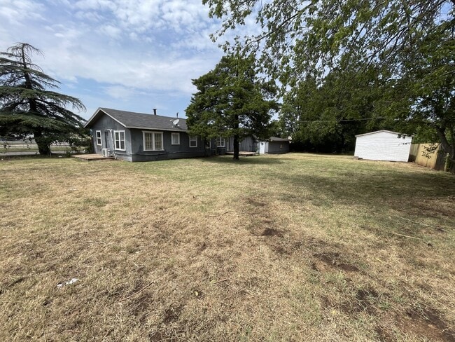 Building Photo - 4-Bedroom, 1.5 Bath Home in NW OKC