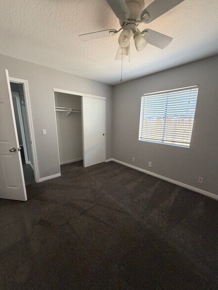 Building Photo - 24056 Golden Pheasant Ln
