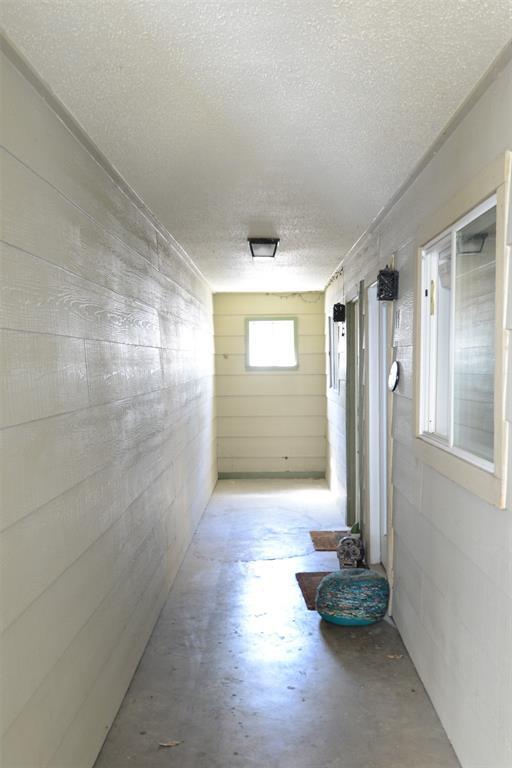 Building Photo - 2514 Thornton Rd