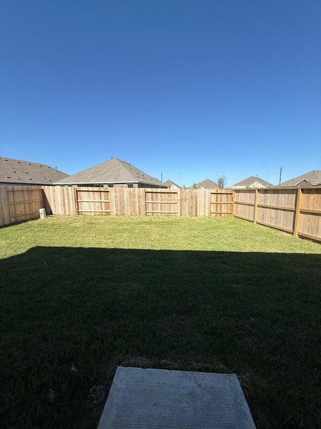 Building Photo - 3093 Fantasy Ter Dr