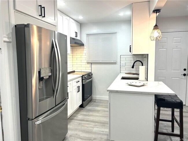 Building Photo - 417 Fox Run Ln