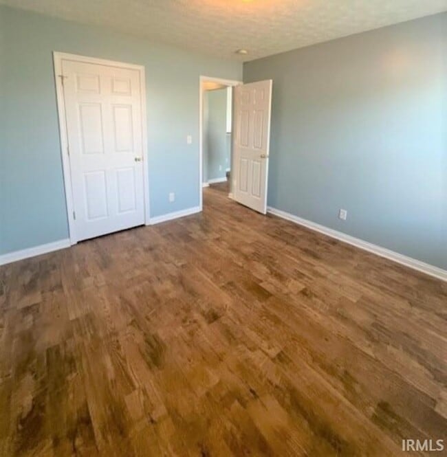 Building Photo - 4642 Penrod Ct