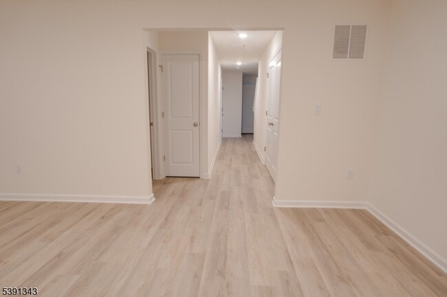 Building Photo - 1 Beirne Ln