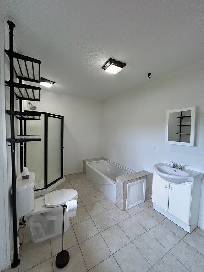 Building Photo - 5610 US-20