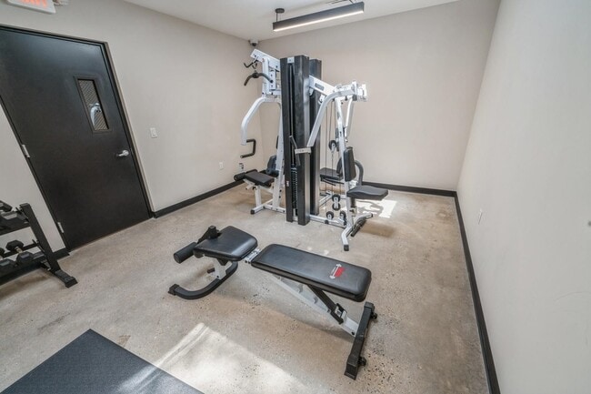 Building Photo - 520 Palisade Ave