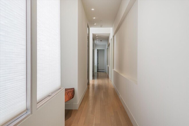 Building Photo - Wow! What a Great Home!