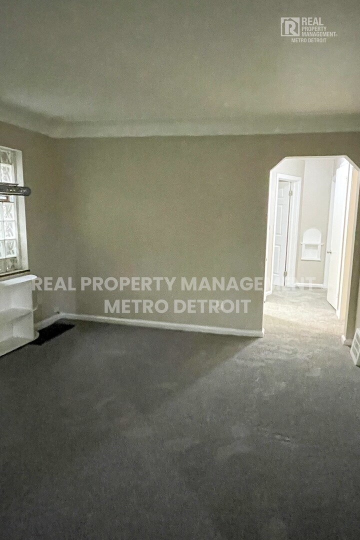 Building Photo - 13621 Ashton Rd