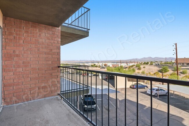 Building Photo - 89 Acoma Blvd N
